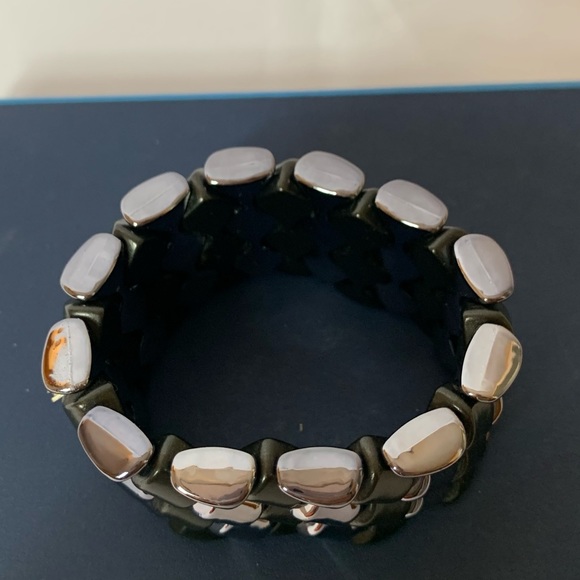 Wide Cuff Bracelet Elastic Stretch Hard Plastic Great very trendy Boho C… - Picture 3 of 6